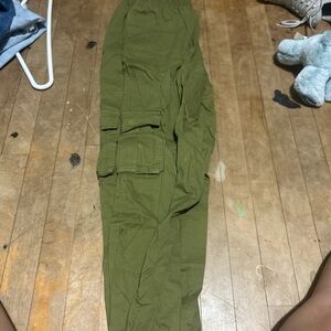 Green cargo pants